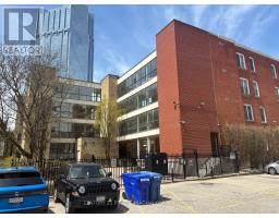 202 - 275 QUEENS AVENUE - 4