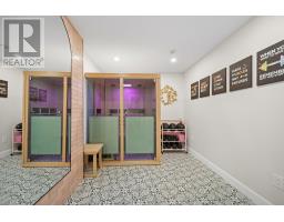 76 STYLES DRIVE N - 36