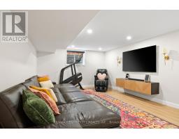 76 STYLES DRIVE N - 38