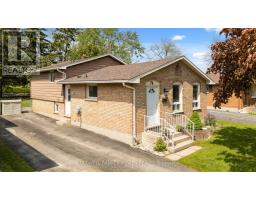 74 PATIENCE CRESCENT - 1