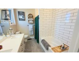 213 LEITCH STREET - 13