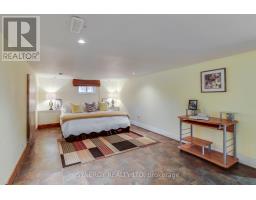 35 QUEEN STREET - 24