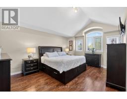254 CRIMSON CRESCENT - 28