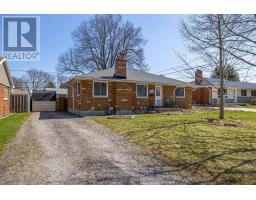 198 ARLINGTON CRESCENT - 1