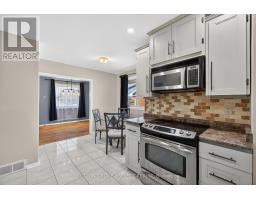 198 ARLINGTON CRESCENT - 13