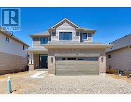 4 KEBA CRESCENT - 1