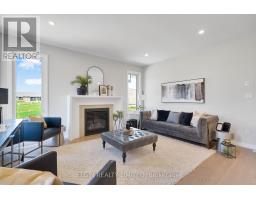 4 KEBA CRESCENT - 14