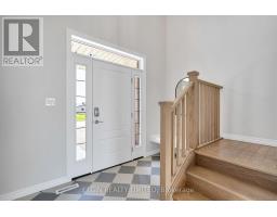 4 KEBA CRESCENT - 2