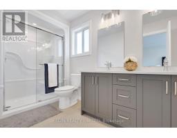 4 KEBA CRESCENT - 28