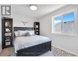 4 KEBA CRESCENT - 31