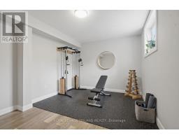 No.46 - 1205 RIVERSIDE DRIVE - 33