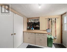 17 CROXTON ROAD W - 33