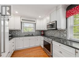 17 CROXTON ROAD W - 8