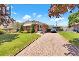 50 ALGONQUIN CRESCENT - 2