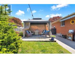 50 ALGONQUIN CRESCENT - 36