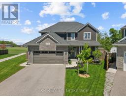 26 CAROLINA CRESCENT - 1