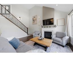 26 CAROLINA CRESCENT - 12