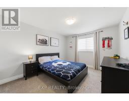 26 CAROLINA CRESCENT - 26