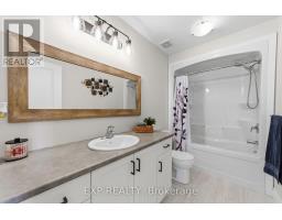 26 CAROLINA CRESCENT - 27