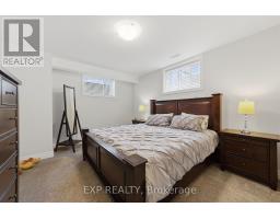 26 CAROLINA CRESCENT - 31