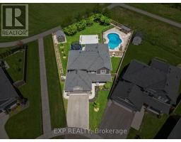 26 CAROLINA CRESCENT - 4
