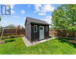 26 CAROLINA CRESCENT - 42