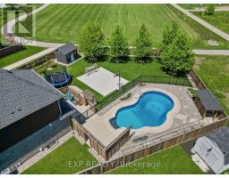 26 CAROLINA CRESCENT - 45