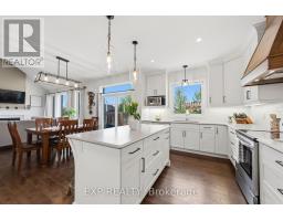 26 CAROLINA CRESCENT - 8