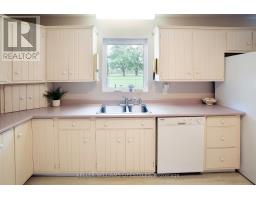 1468 GAINSBOROUGH ROAD - 19