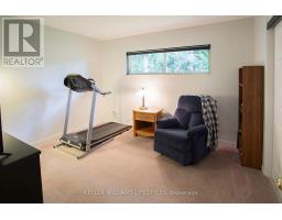 1468 GAINSBOROUGH ROAD - 23