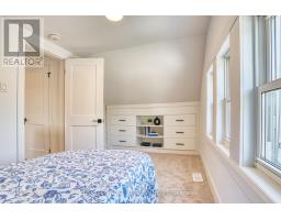 471 ALBERT STREET - 18