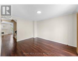 315 EVERGLADE CRESCENT - 10
