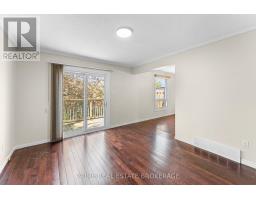 315 EVERGLADE CRESCENT - 11