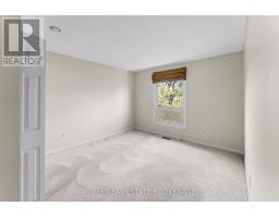 315 EVERGLADE CRESCENT - 23