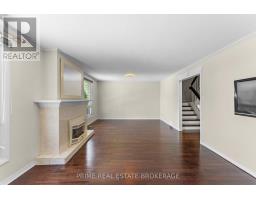 315 EVERGLADE CRESCENT - 4