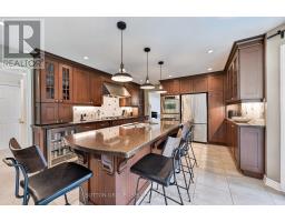 38 CAMROSE COURT - 13