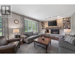38 CAMROSE COURT - 17