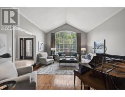 38 CAMROSE COURT - 9