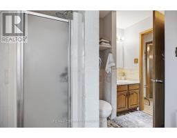 32 BROCK STREET - 23