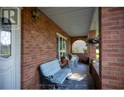 32 BROCK STREET - 3