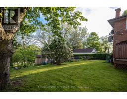 32 BROCK STREET - 33