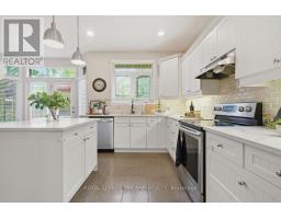 512 SANDYBROOK DRIVE - 13