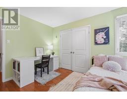 512 SANDYBROOK DRIVE - 32