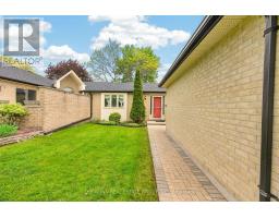 31 - 211 PINE VALLEY DRIVE - 3