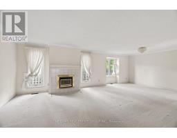 31 - 211 PINE VALLEY DRIVE - 32