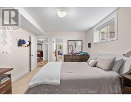 2263 DAUNCEY CRESCENT - 32