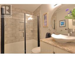 10419 PINETREE DRIVE - 32