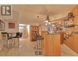 10419 PINETREE DRIVE - 33