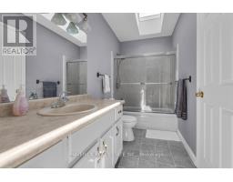 6 BONNIE PLACE - 25