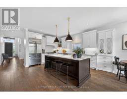 936 ZAIFMAN CIRCLE - 13